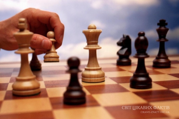 Як виграти шахову партію за кілька ходів, якщо Ви не вмієте грати?